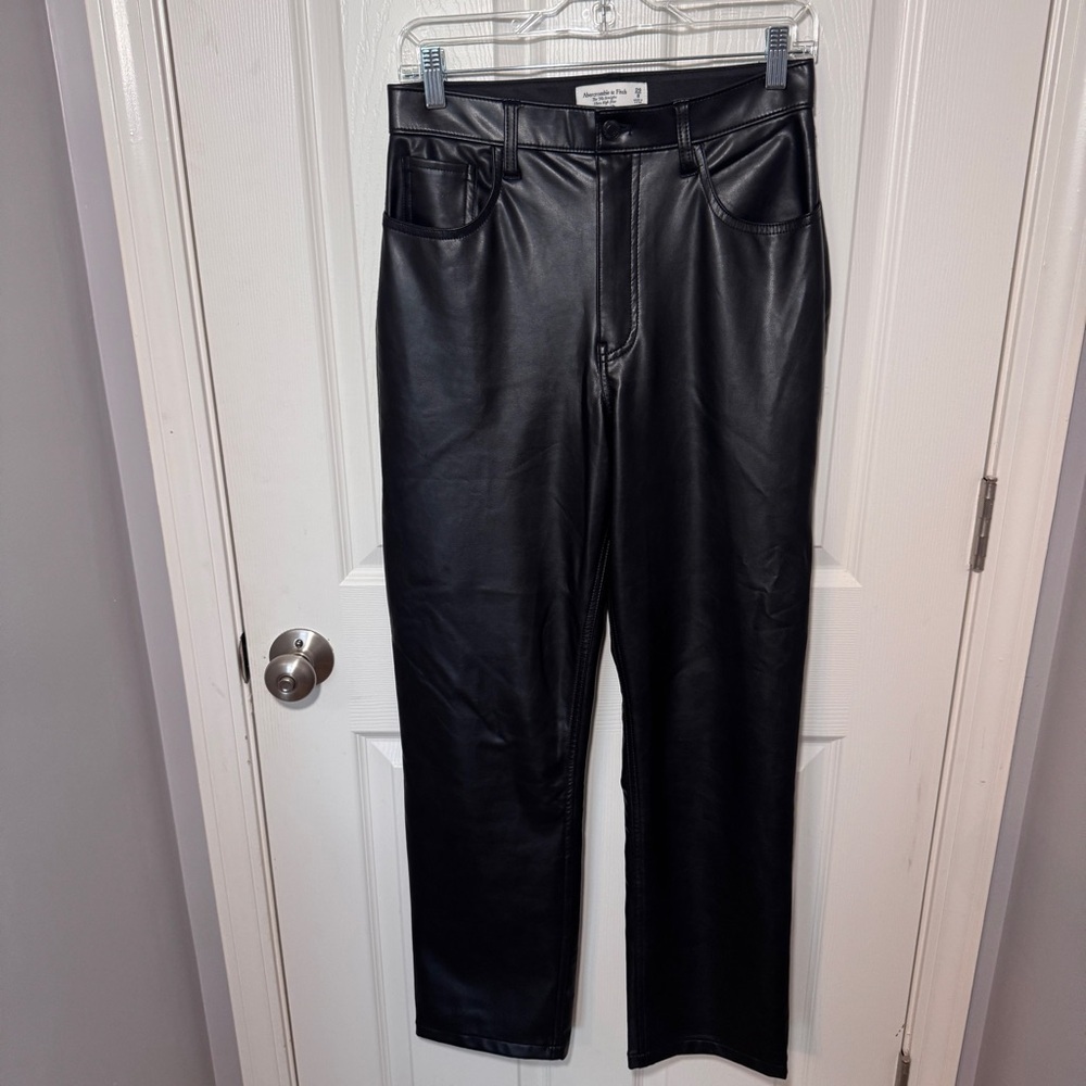 Abercrombie & Fitch Black Faux Leather The 90's Straight Ultra High Rise